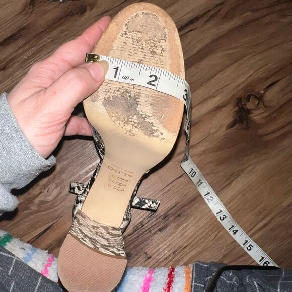 ALDO Snake Print Ankle Strap Round Toe Platform Heels Size 7 - Picture 14 of 16